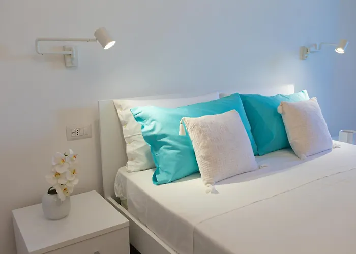 Estia Suites