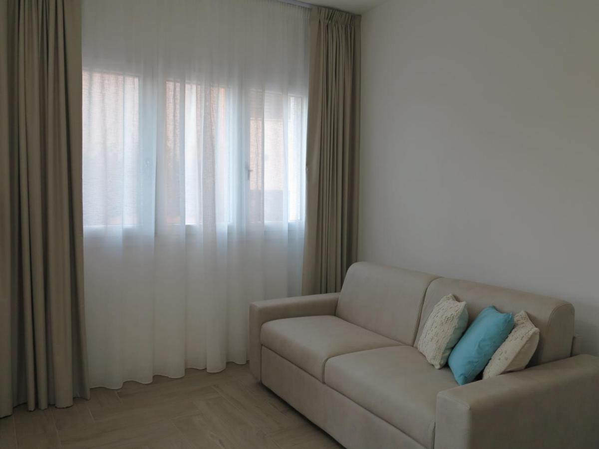 Estia Apartment